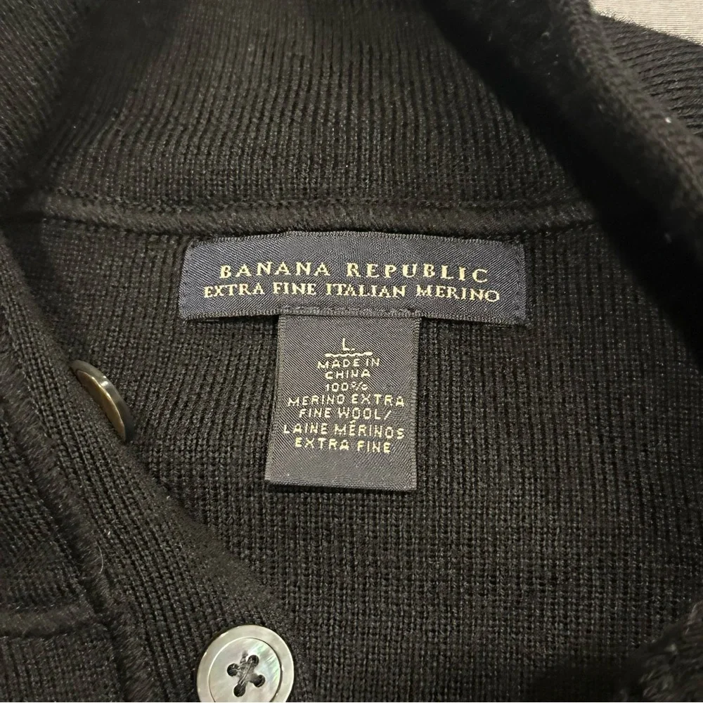 Banana Republic‎ Henley Sweater Mens L Black 100% Extra Fine Italian Merino Wool